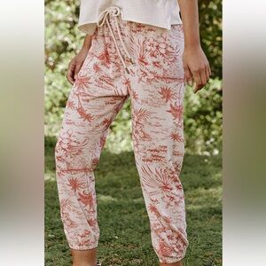 The Great. Stadium Sweatpants Red and White Tropical Print Joggers XS/S